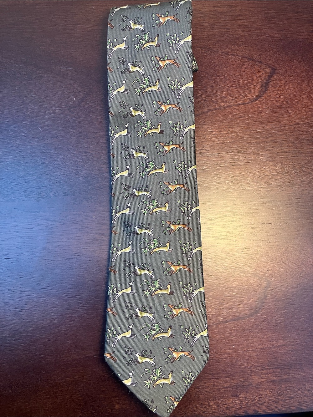 Holland & Holland Men's silk Tie with dog and hare motif made in England